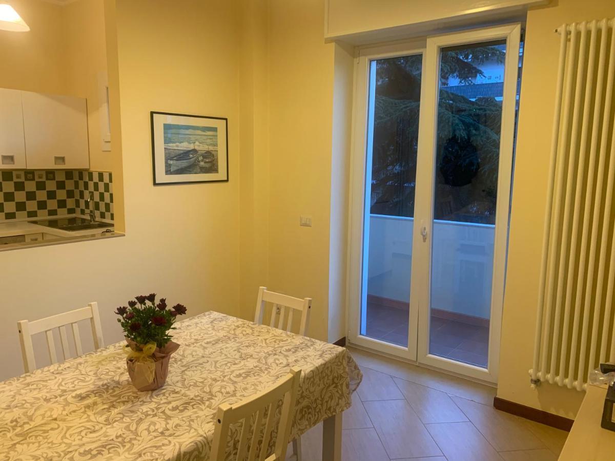 Residenza Giovanni Paolo Secondo- Casa Sull'Albero Бари Екстериор снимка
